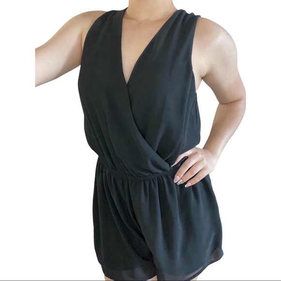 Mini Romper - Picture 2 of 4